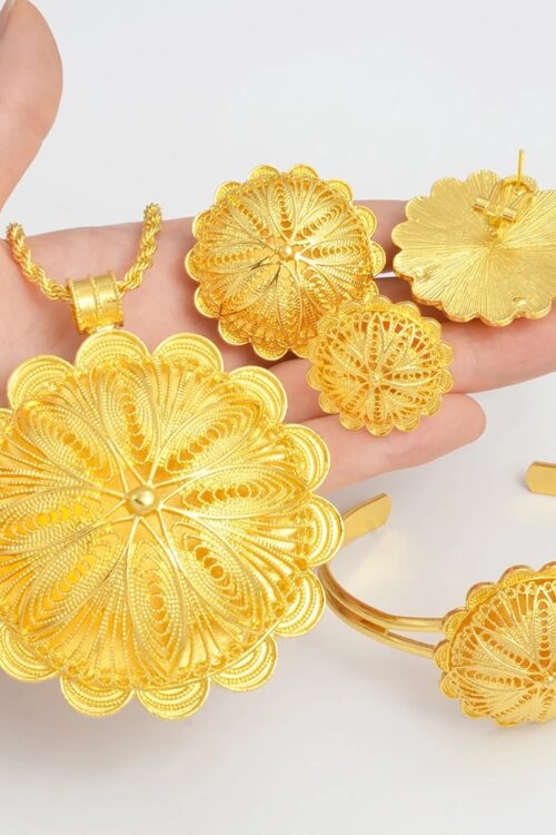 Big Pendant Habesha Bridal Set – Necklace, Earrings, Bracelet & Ring (Style 1) – Azmarino Fashion Boutique