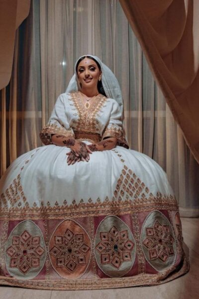 Zuria Habesha Kemis – White with Brown Tibeb (Style 2)