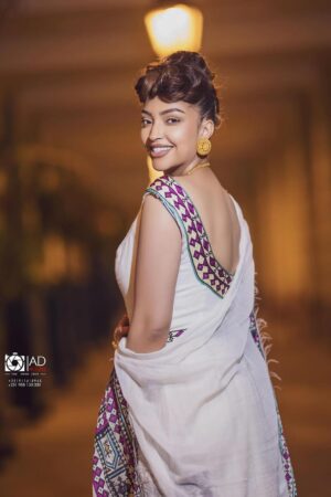 Zuria Habesha Kemis – White with Brown Tibeb (Style 3) – Azmarino Fashion Boutique – view 3