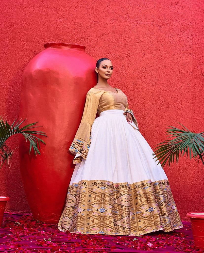 Zuria Habesha Kemis – White with Brown Tibeb (Style 5) – Azmarino Fashion Boutique