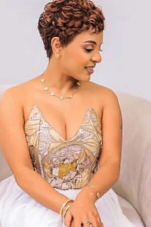Zuria Habesha Kemis – White with Gold Tibeb (Style 22) – Azmarino Fashion Boutique – view 3