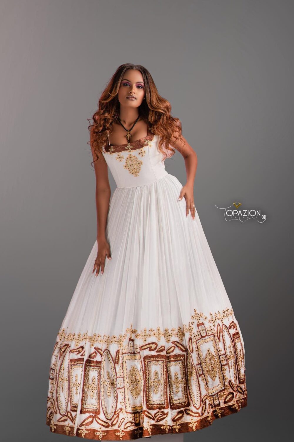 Zuria Habesha Kemis – White with Gold Tibeb (Style 4) – Azmarino Fashion Boutique