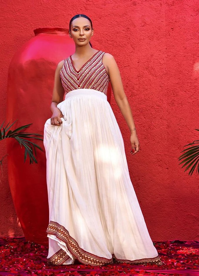 Zuria Habesha Kemis – White with Red Tibeb (Style 16) – Azmarino Fashion Boutique